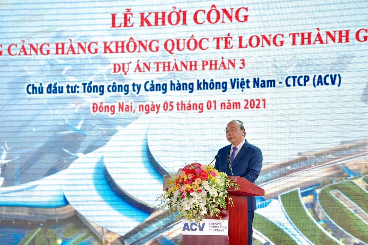 Thủ tướng Nguyễn Xuân Phúc phát lệnh khởi công